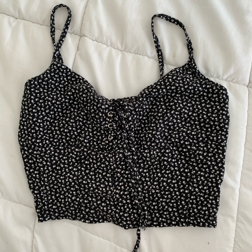3/25$💙 L.A. Hearts Crop Tank Top w/ Flower Print